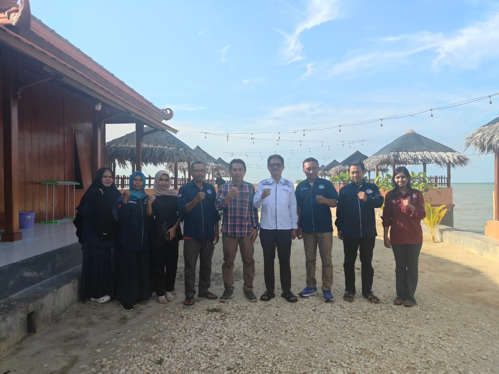 Kunjungan ke Calon Vendor di Seafood Pantai Kelapa