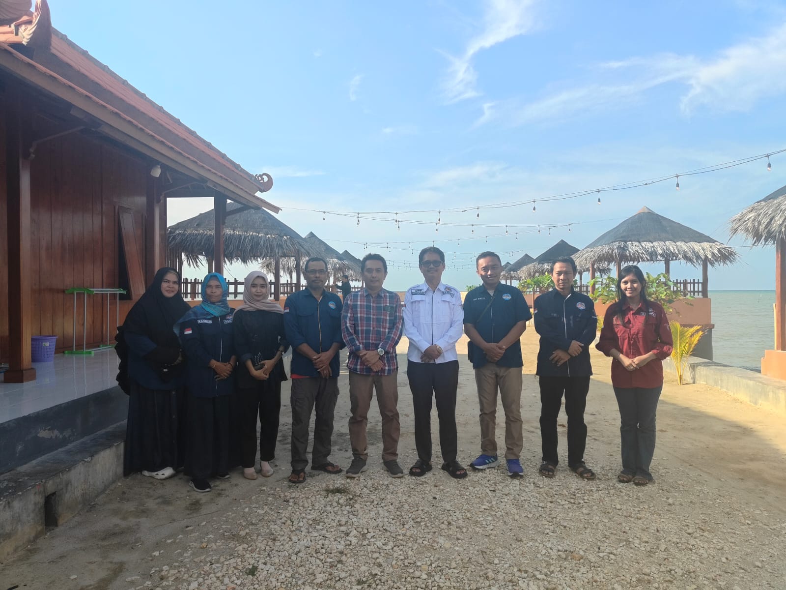 Kunjungan ke Calon Vendor di Seafood Pantai Kelapa