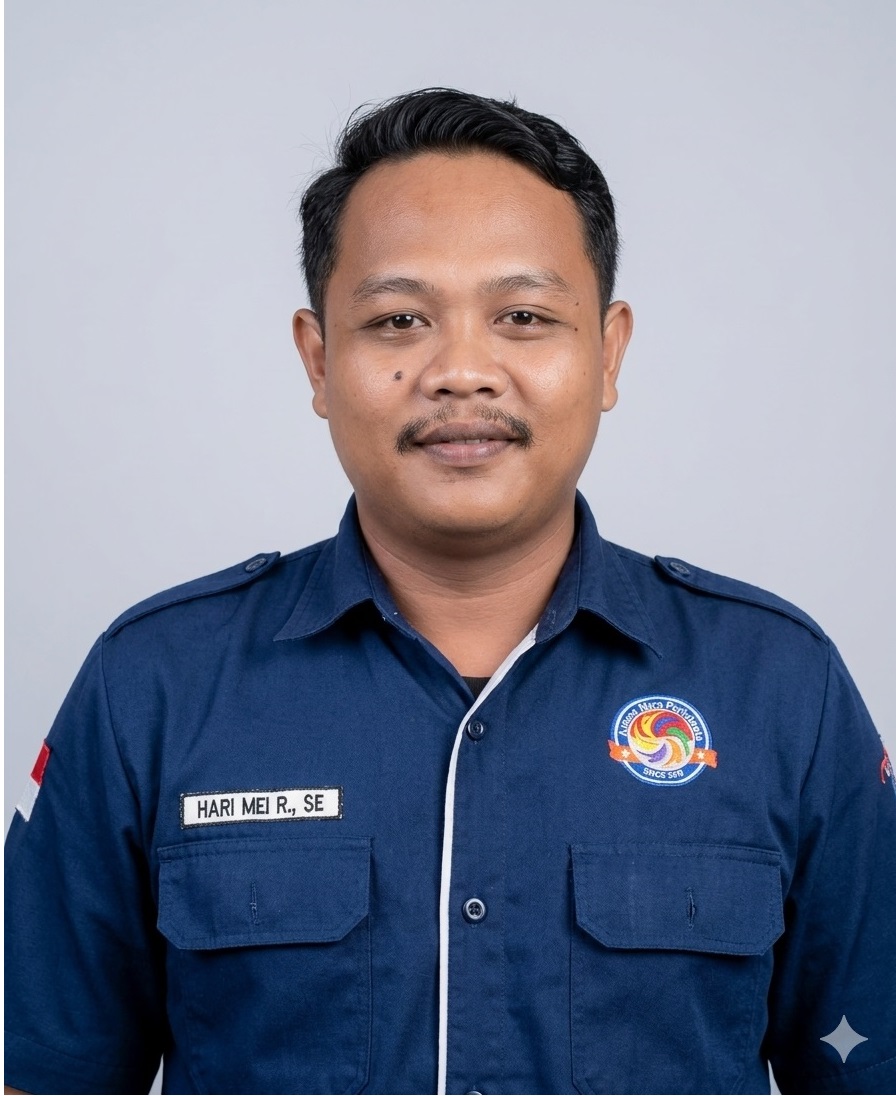HARI MEI REDIAWAN